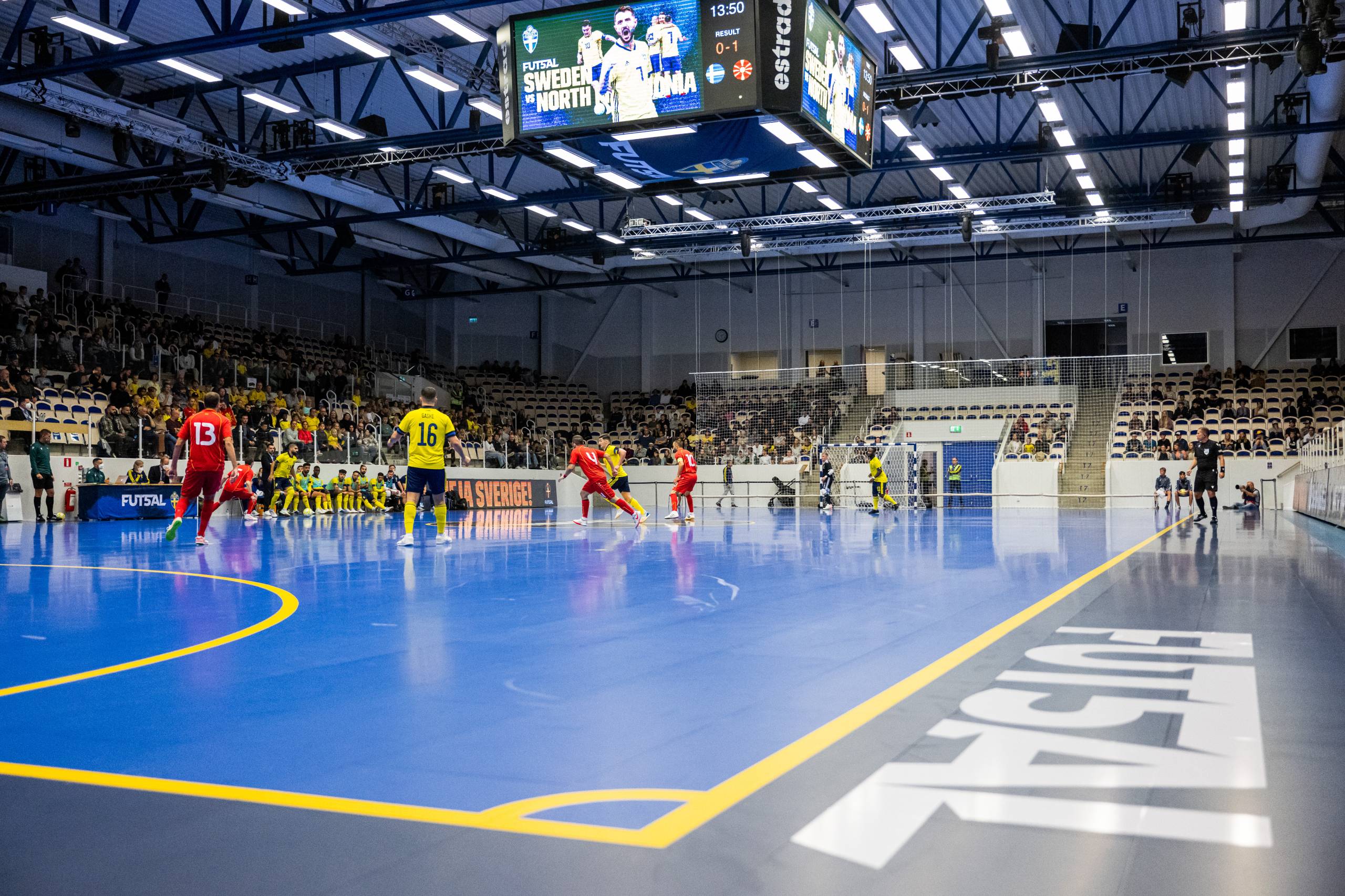 221007 Estrad arena during the men's World Cup qualifier futsal match between Sweden and North Macedonia on October 7, 2022 in Alingsås.
Photo: Mathias Bergeld / BILDBYRÅN / kod MB / MB0474